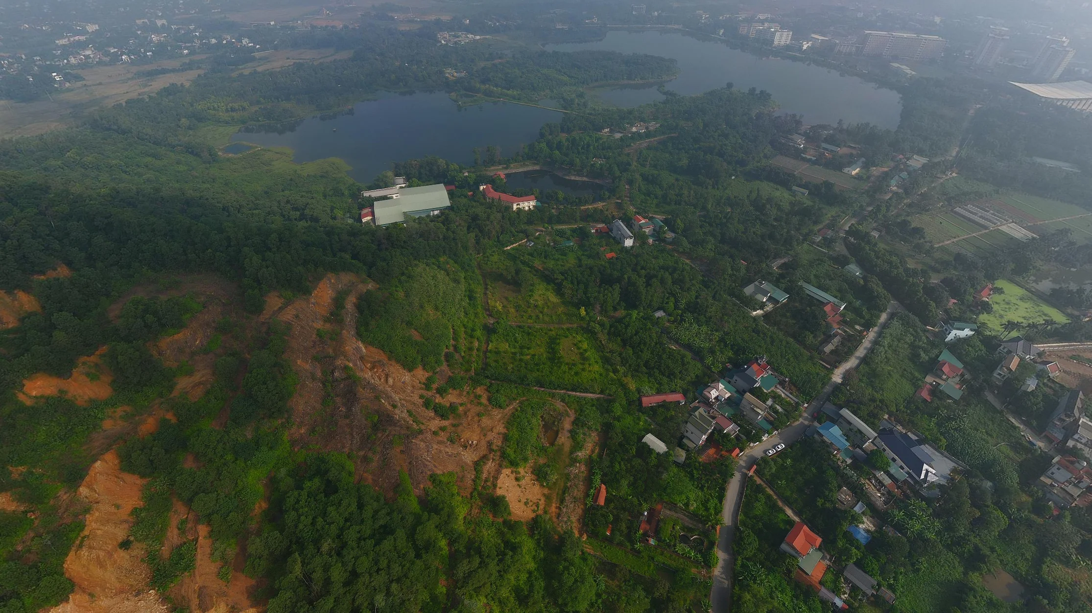 Bán lô đất 10000m2 tại Đồng Chằm giá 60 tỉ