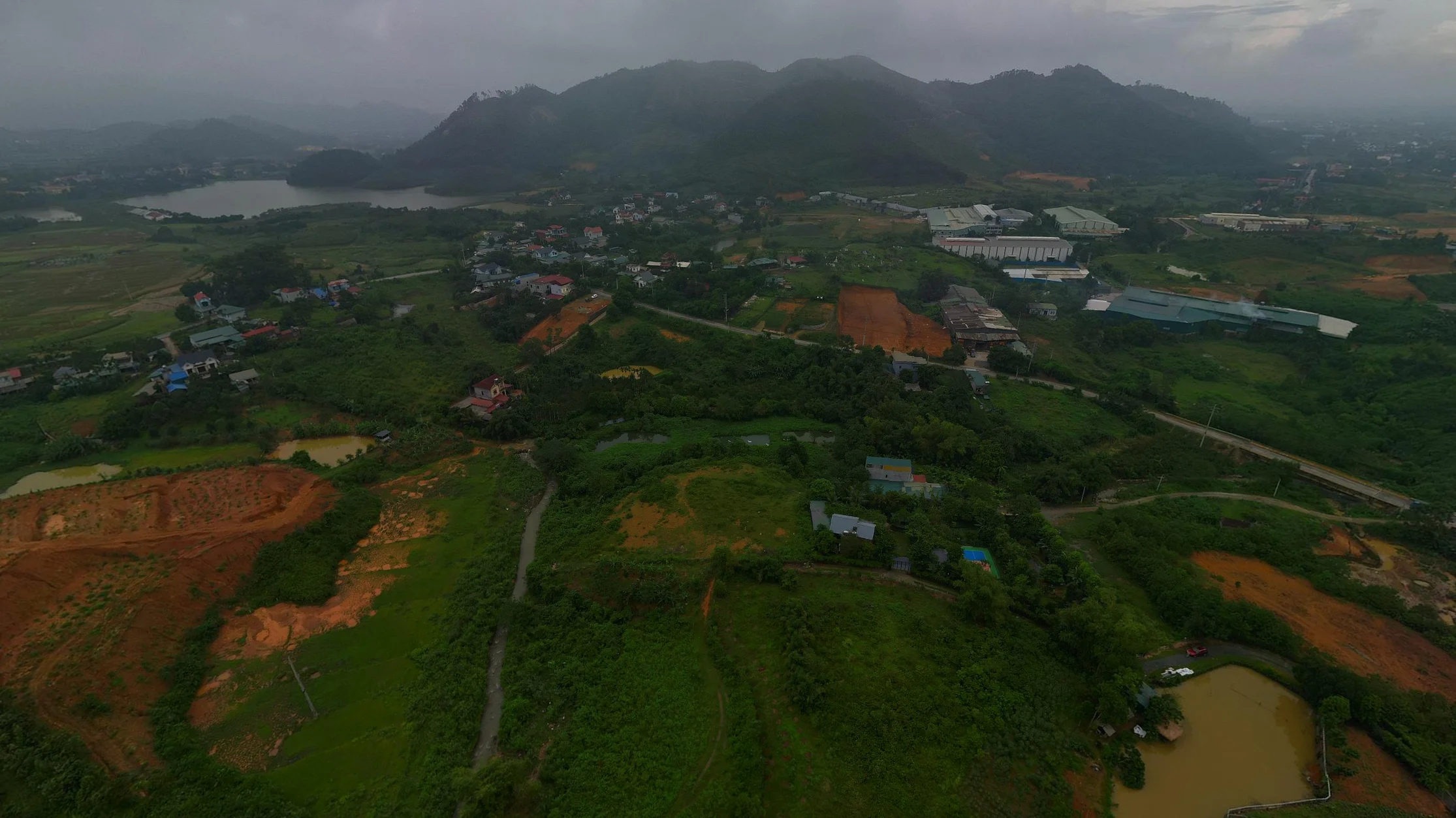 Bán lô đất 4223m2 tại Cố Đụng Yên Xuân Hà Nội giá 7tr/m2