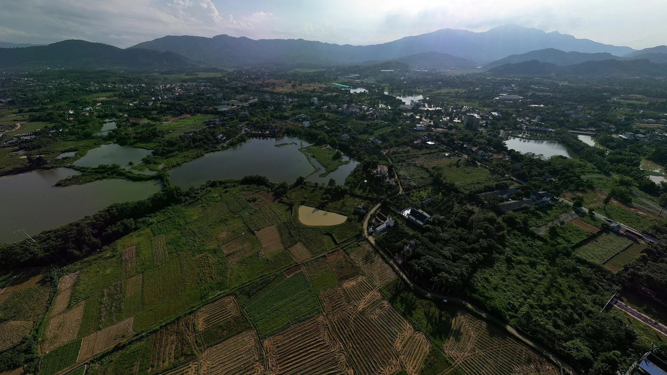 Bán lô đất 5000m2 giá 8tr/m2 tại Phú Cát Hà Nội