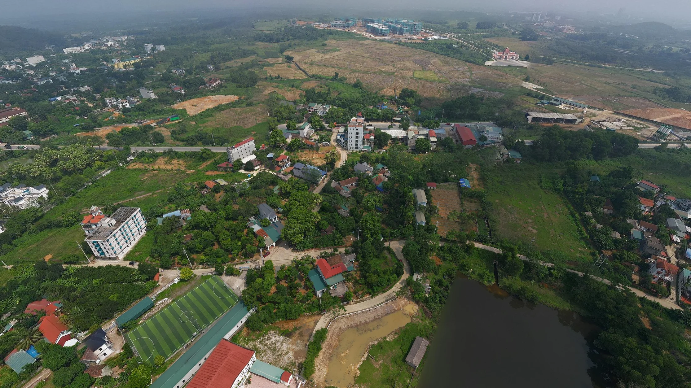 Bán lô đất tại Nhòn Yên Xuân Hà Nội 460m2 giá 32tr/m2