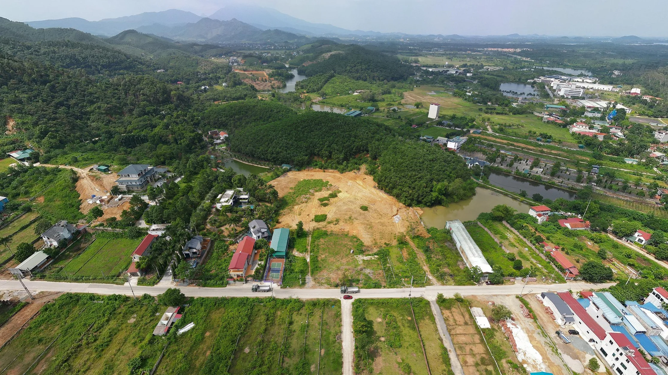 bán lô đất tại bãi dài yên xuân hà nội 1ha2 giá 15tr/m2