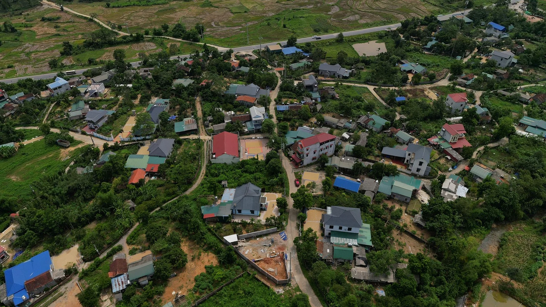 Bán lô đất 720m2 giá 9tr/m2 tại Yên Trung Yên Xuân Hà Nội