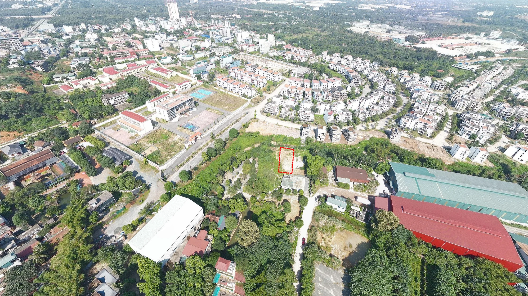 bán lô đất 370m2/240tc giá 28tr/m2 tại Thôn 7 Phú Cát Hà Nội