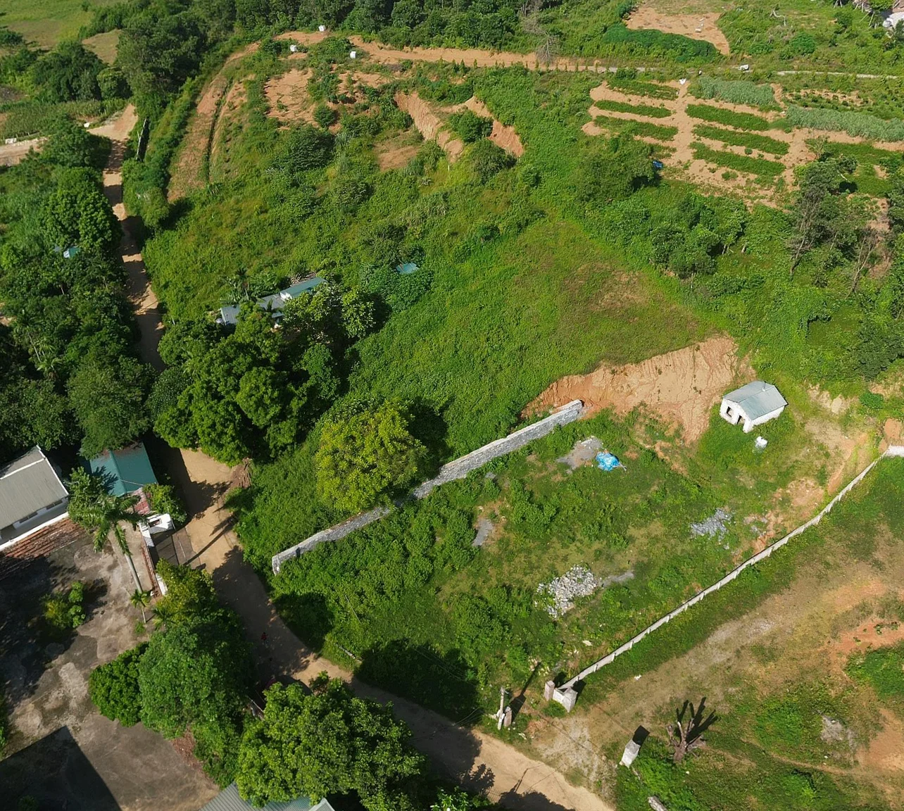 Bán lô đất 1010m2 có 400 thổ cư giá 10 tỉ- tại Đồng Âm Phú Cát Hà Nội