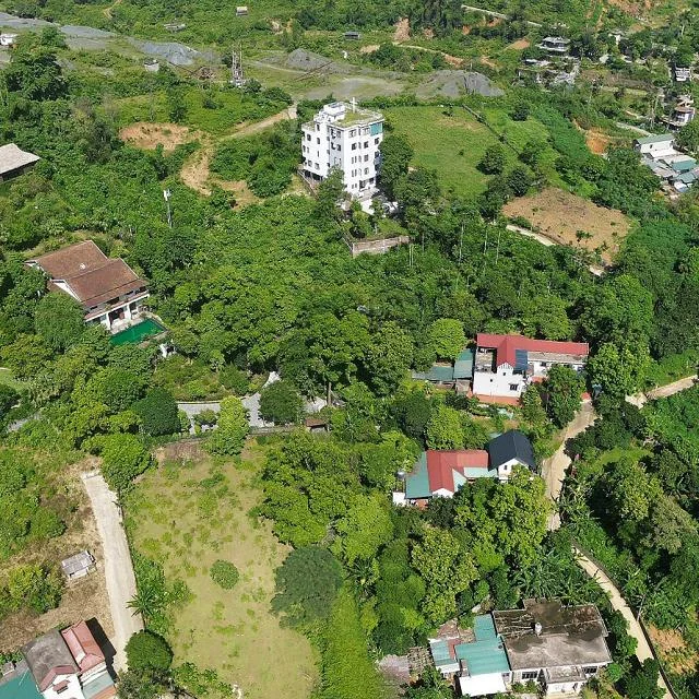 Bán lô đất siêu đẹp phù hợp làm nghỉ dưỡng tại Làng Trên Phú Cát(phú mãn cũ) Hà Nội giá 7,8tr/m2