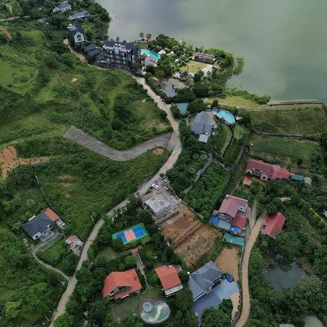 Bán lô đất 2700m có 600 thổ cư 2 sổ 26 tỉ tại Quế Vải Yên Xuân Hà Nội