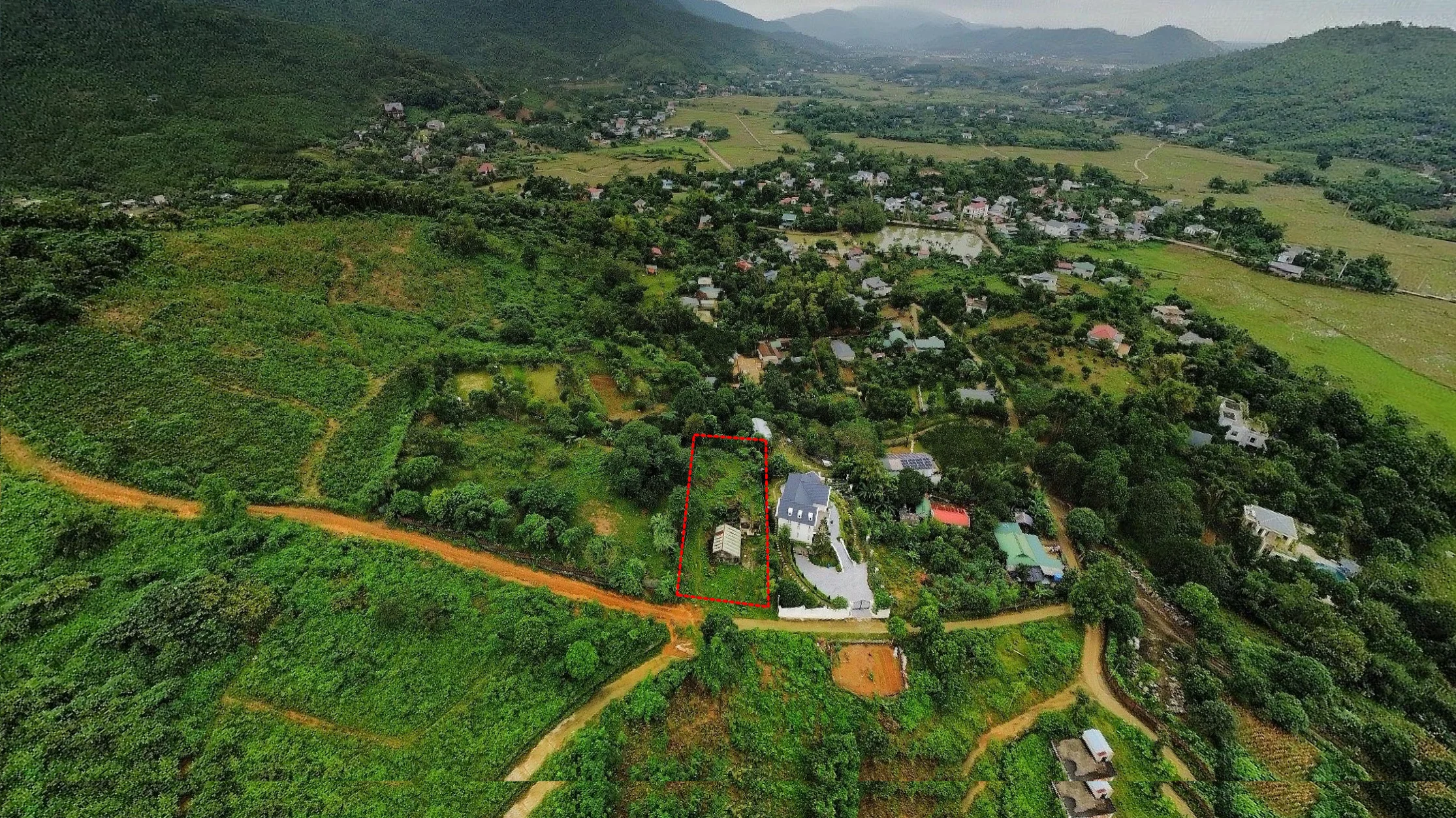 Bán lô đất 1080m2/75tc tại đồng bèn yên xuân hà nội giá 10tr/m2