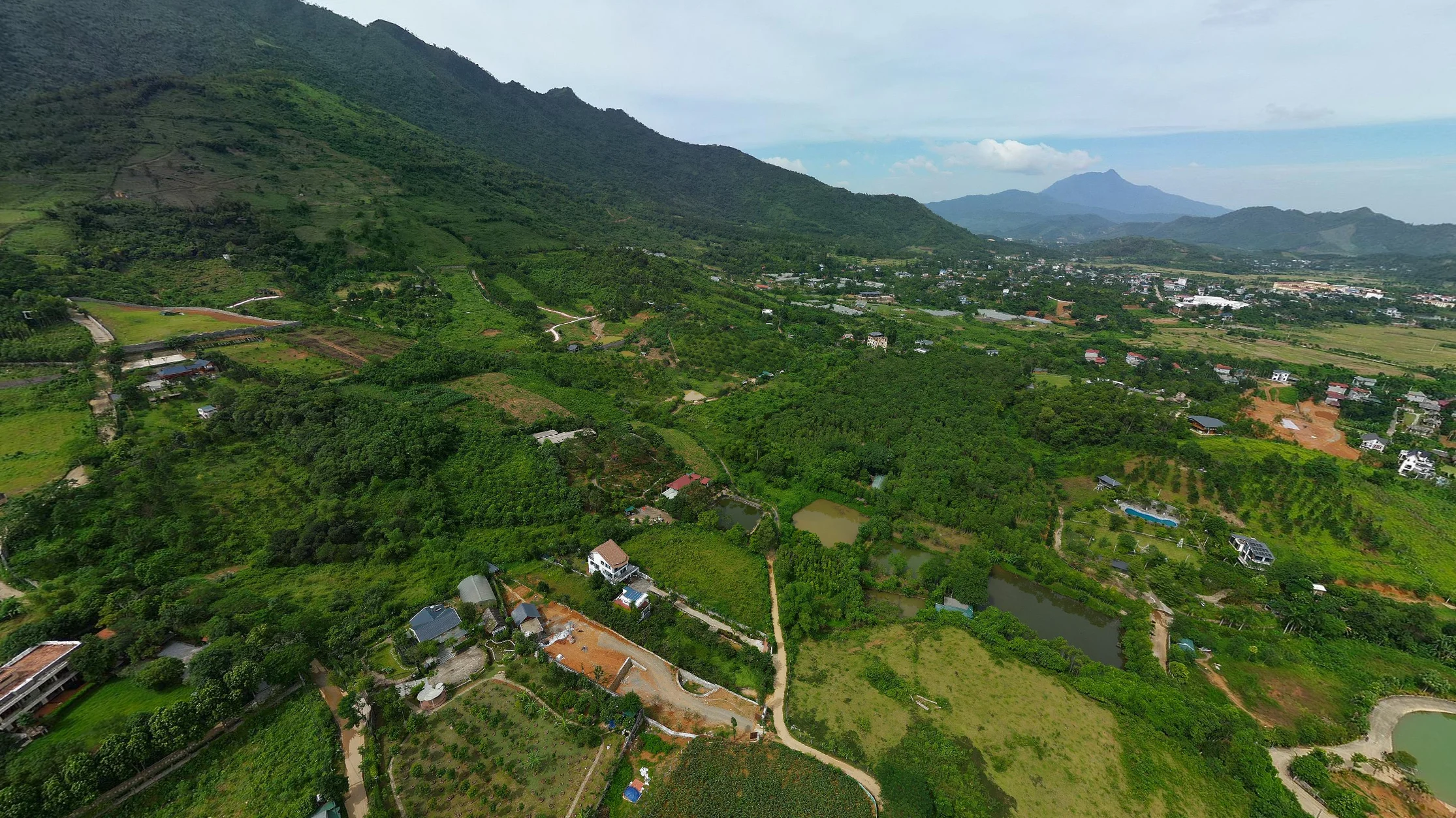 bán lô đất 1800m2 tại Tiến Xuân nay là yên xuân hà nội