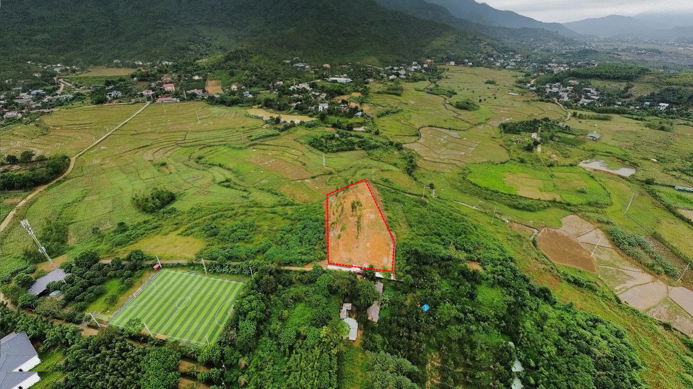 Bán Lô đất 3944m2/150tc giÁ 6tr/m2 tại Yên xuân hà nội